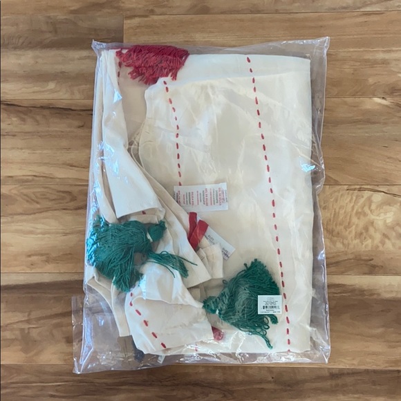 Mud Pie Red and Green Tassel Tree Skirt - Picture 12 of 16